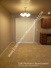 1091 N Nichole Ave in Boise, ID - Building Photo - Building Photo