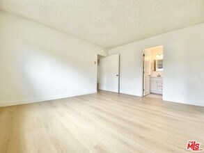 1724 Arizona Ave in Santa Monica, CA - Building Photo - Building Photo