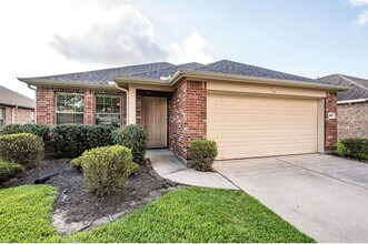 4606 Pin Oak Creek Ln in Houston, TX - Building Photo - Building Photo