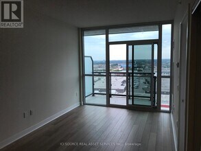 3975-3975 Grand Park Dr in Mississauga, ON - Building Photo - Building Photo