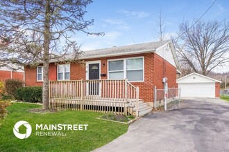 9412 Titan Dr in Louisville, KY - Building Photo - Building Photo