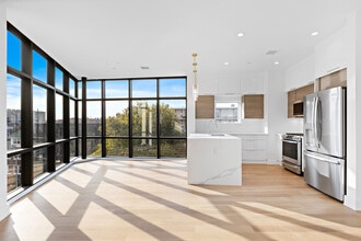 The Lofts at Blvd East in West New York, NJ - Building Photo - Building Photo