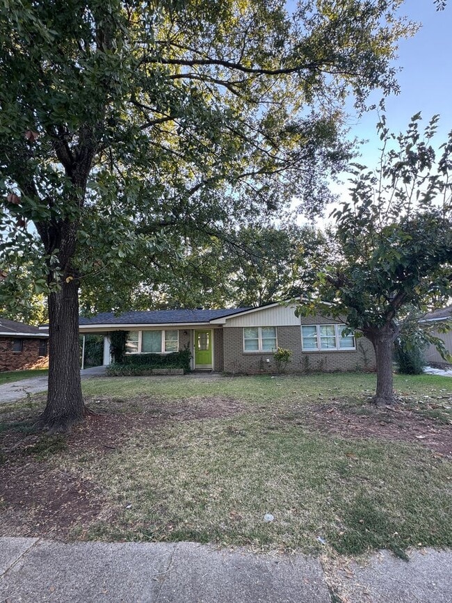 2212 Belle Grove Dr in Bossier City, LA - Building Photo - Building Photo