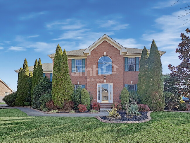 property at 2710 Marilyn Ct