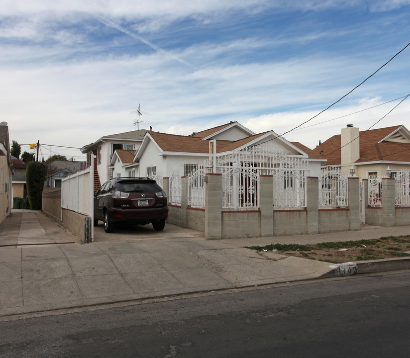 1161 N Alexandria Ave in Los Angeles, CA - Building Photo