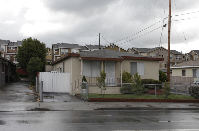 22862-22878 Grand St in Hayward, CA - Foto de edificio - Building Photo