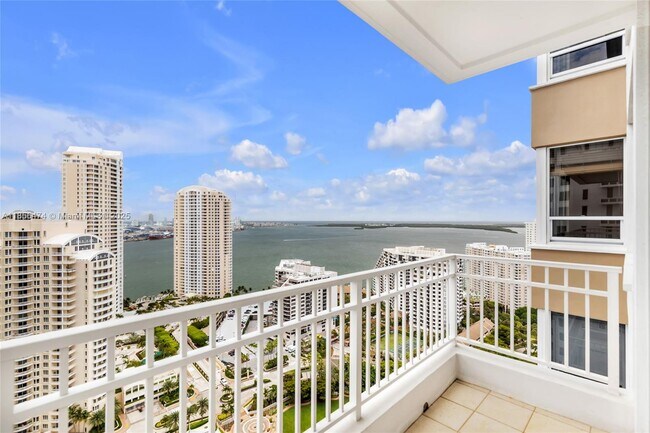 property at 801 Brickell Key Blvd