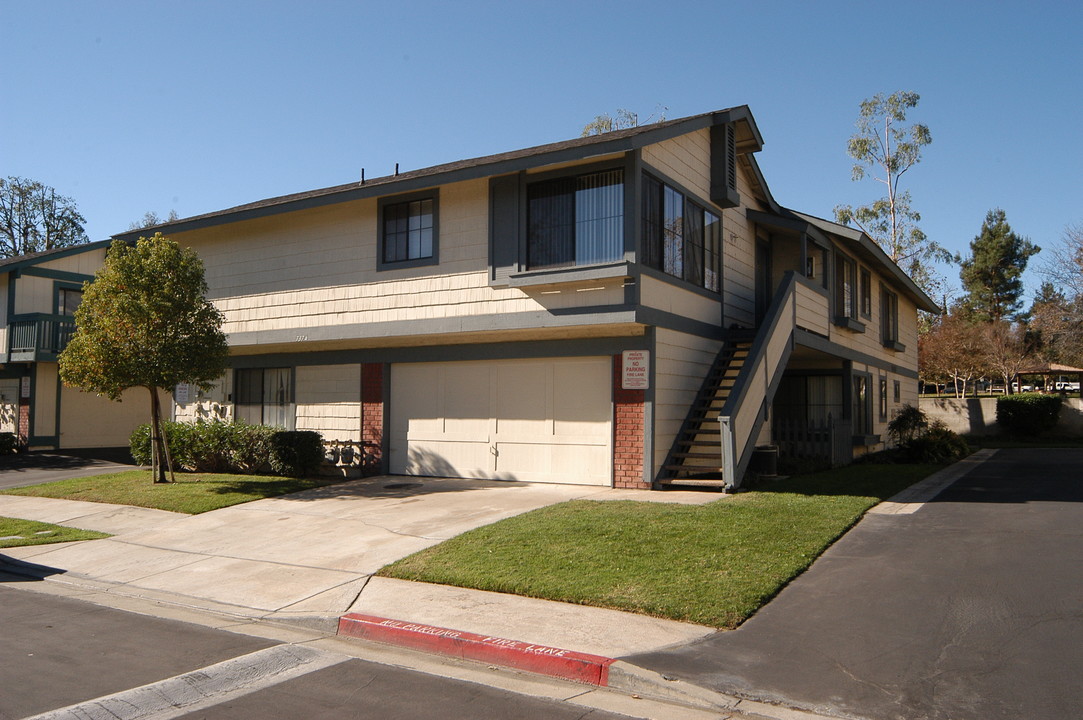 7374 Lariat Pl in Rancho Cucamonga, CA - Foto de edificio