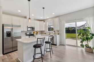 95 Minning Loop in Richmond Hill, GA - Foto de edificio - Building Photo