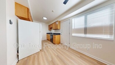 620 G St in Petaluma, CA - Building Photo - Building Photo