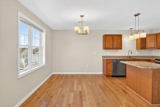33 Caffoni Dr in Leominster, MA - Building Photo - Building Photo