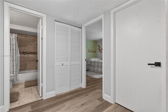 8089 SW 18th Ct in Davie, FL - Building Photo - Building Photo