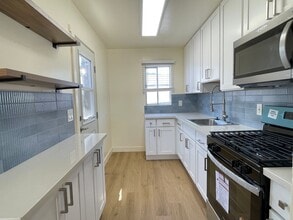 225 S G St in Lompoc, CA - Building Photo - Building Photo