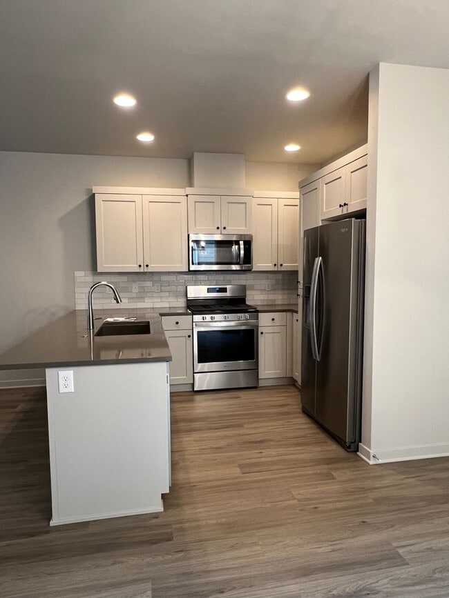 2550 NW Spruce Cone Ln in Redmond, OR - Building Photo - Building Photo