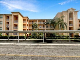 8550 Kingbird Loop in Ft. Myers, FL - Building Photo