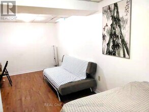 5070 Rising Star Ct in Mississauga, ON - Building Photo - Building Photo