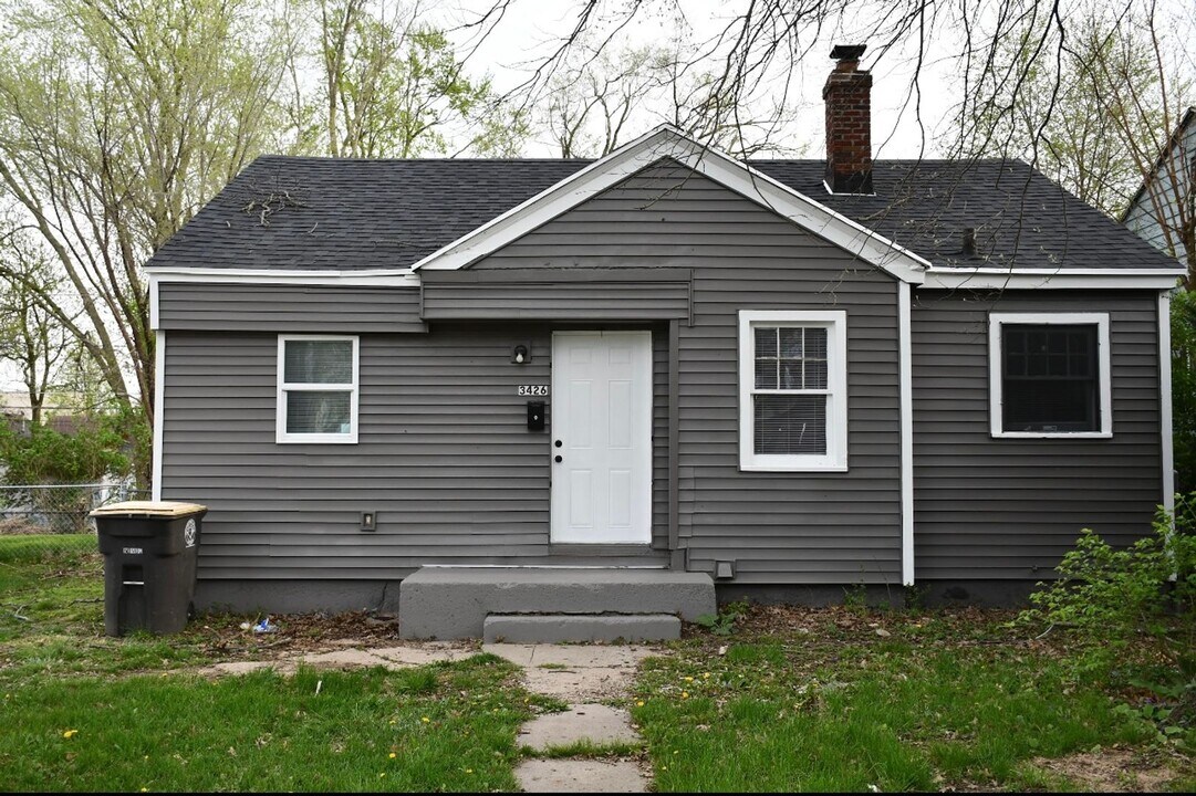 3426 Raymond St in Fort Wayne, IN - Building Photo