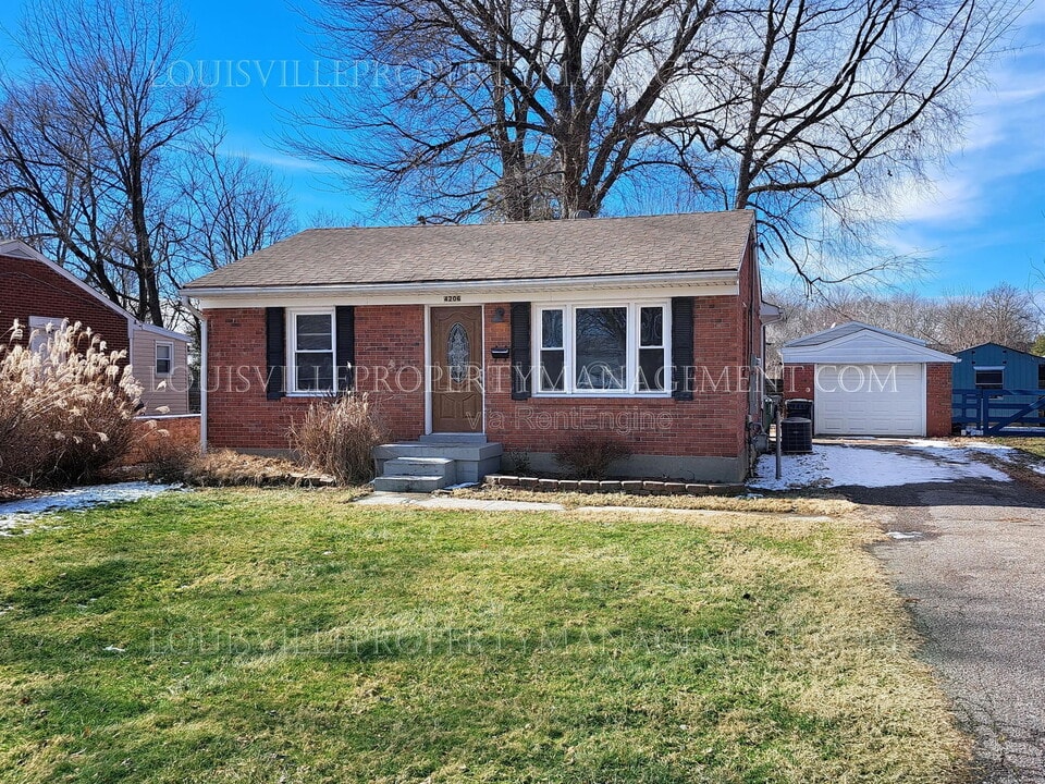 4206 Laura Ave in Shively, KY - Building Photo