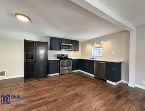 19651 SW Alexander St in Beaverton, OR - Building Photo - Building Photo