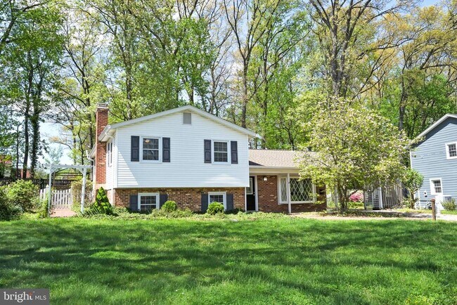 2412 Rockbridge St in Vienna, VA - Building Photo - Building Photo