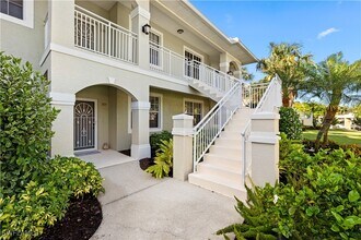 2290 Carrington Ct in Naples, FL - Building Photo - Building Photo