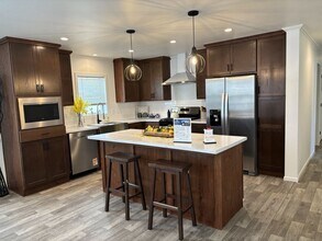 16 Cimarron in Lake Elmo, MN - Building Photo - Building Photo