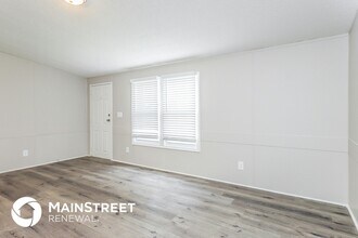 2318 Blair Dr in Hillsborough, NC - Building Photo - Building Photo