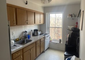 377 Marlborough St, Unit 6 Apartamentos