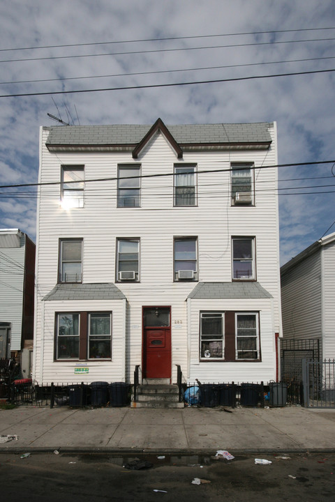 282 Ashford St in Brooklyn, NY - Building Photo