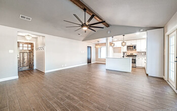 12218 Brownstone St in Live Oak, TX - Building Photo - Building Photo