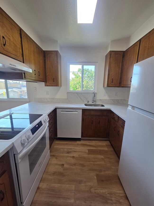 3124 Yosemite Ave, Unit 3 in El Cerrito, CA - Foto de edificio - Building Photo