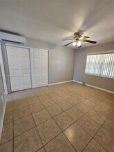 1544 NW 6th Ave in Fort Lauderdale, FL - Foto de edificio - Building Photo