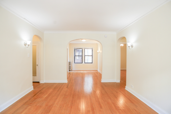 1631 W Lunt Ave in Chicago, IL - Building Photo - Building Photo