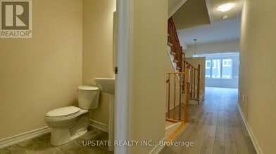 157 Sanders Rd in Erin, ON - Building Photo - Building Photo