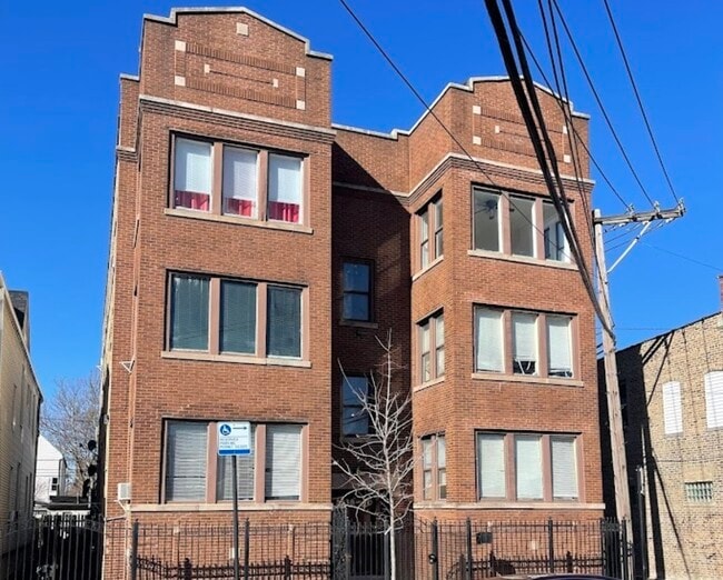 property at 1538 N Karlov Ave