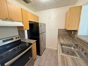 3540 NW 209th Terrace in Miami Gardens, FL - Building Photo - Building Photo