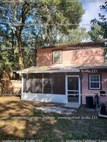 2388 Cypress Landing Dr in Jacksonville, FL - Building Photo