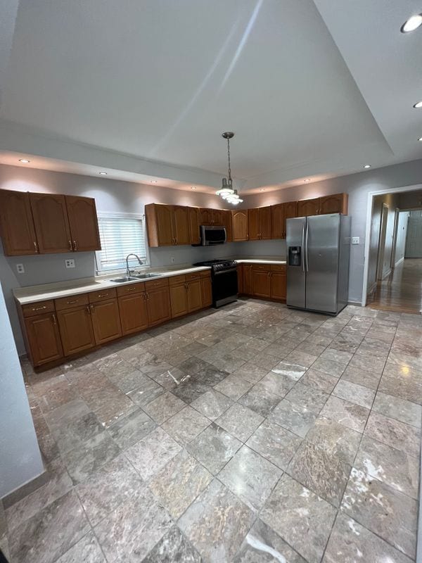 94 Rockaway St, Unit Unit 1 in Lynn, MA - Foto de edificio - Building Photo