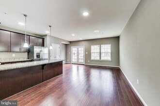 13404 Waterford Hills Boulevard in Germantown, MD - Building Photo - Building Photo