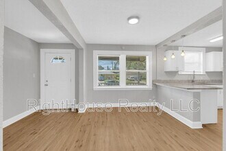 4415 America St in Orlando, FL - Foto de edificio - Building Photo