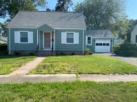 29 Addison Rd in Hamden, CT - Building Photo