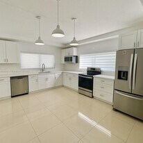 4850 SW 5th Terrace in Coral Gables, FL - Building Photo