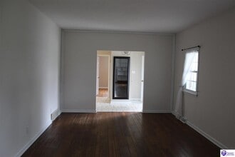 593 Charlemagne Blvd in Elizabethtown, KY - Building Photo - Building Photo