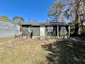 610 W Hampton Ave in Sumter, SC - Building Photo - Building Photo