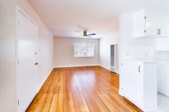 2339 Eighth St in Berkeley, CA - Building Photo - Building Photo