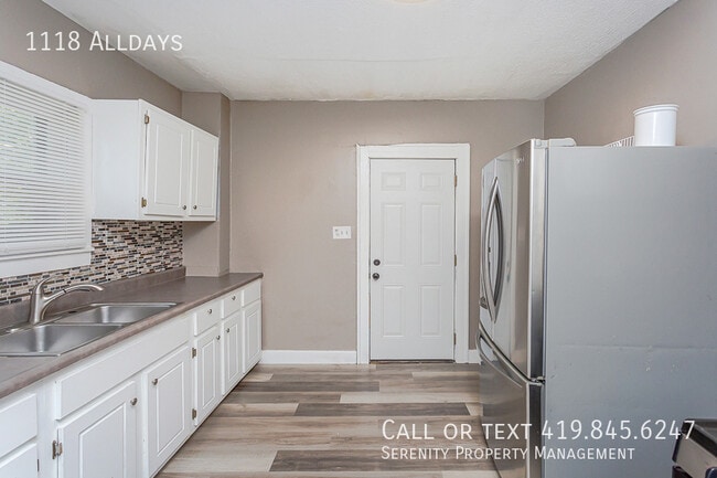 1118 Alldays Ave in Toledo, OH - Building Photo - Building Photo