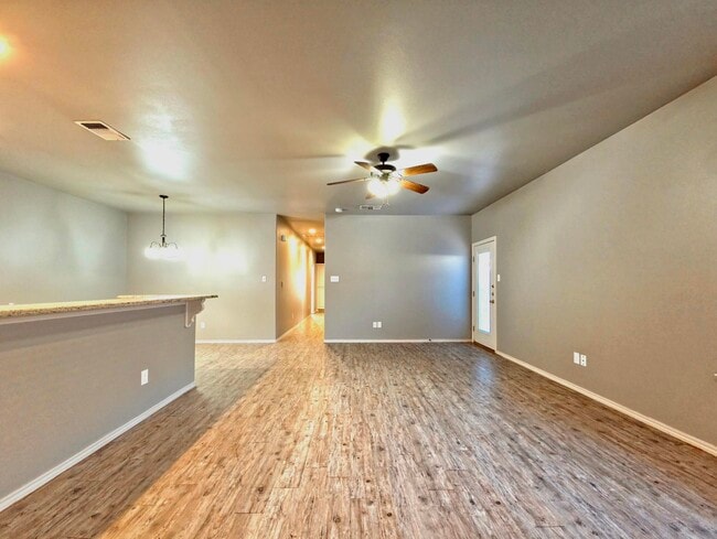 1109 Preston Trails in Wolfforth, TX - Building Photo - Building Photo