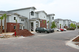 Pinnacle at Hammock Crossings in Lynn Haven, FL - Building Photo - Primary Photo