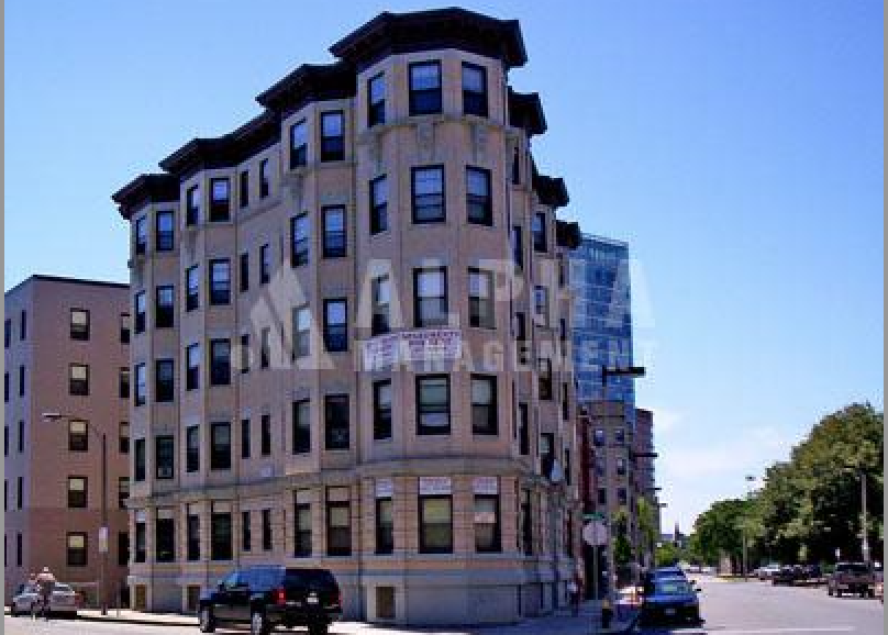 204 Hemenway St, Unit 32 in Boston, MA - Foto de edificio