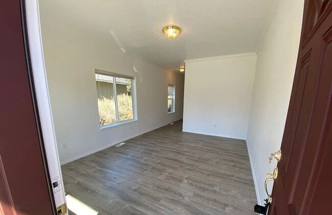 20816 Comet Ln in Bend, OR - Building Photo - Building Photo